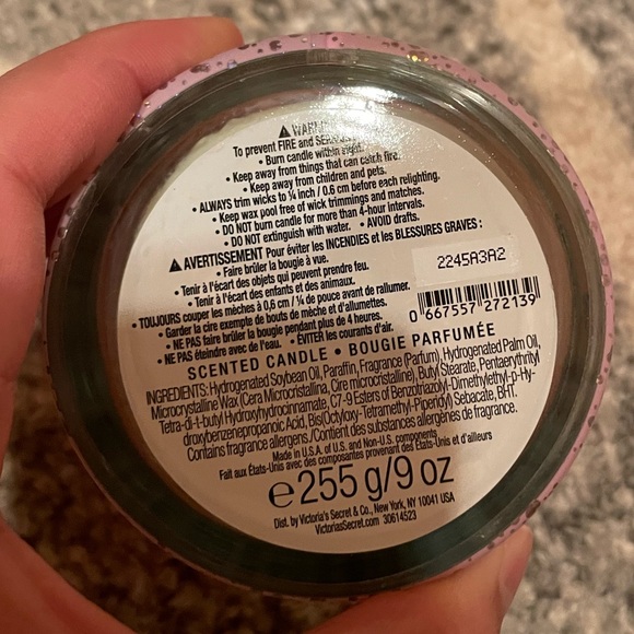 NWT Victoria secret candle blushing bubbly - Picture 5 of 11